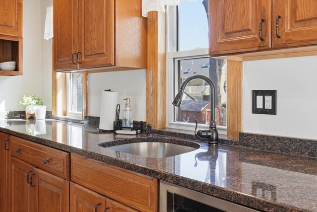 16 Orchard Ave, Wakefield, MA 01880