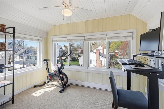 16 Orchard Ave, Wakefield, MA 01880