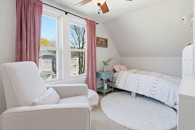 16 Orchard Ave, Wakefield, MA 01880