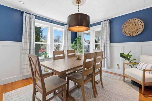 16 Orchard Ave, Wakefield, MA 01880