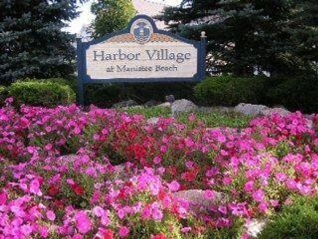 86 Spinnaker Drive, Manistee, MI 49660