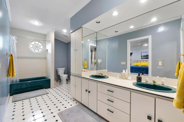 2501 NE 26th Terrace, Fort Lauderdale, FL 33305