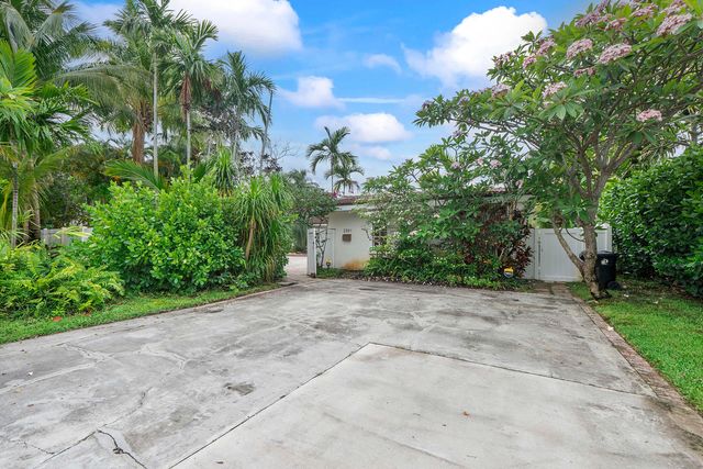 2501 NE 26th Terrace, Fort Lauderdale, FL 33305