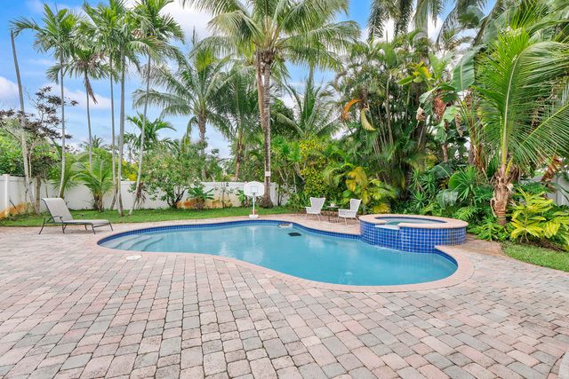 2501 NE 26th Terrace, Fort Lauderdale, FL 33305
