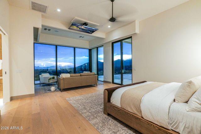 12926 E CORRINE Drive, Scottsdale, AZ 85259