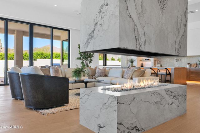 12926 E CORRINE Drive, Scottsdale, AZ 85259