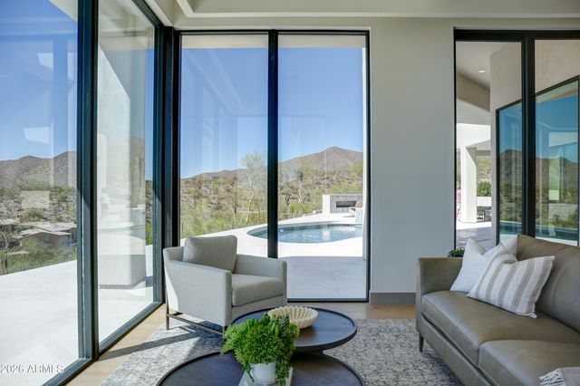 12926 E CORRINE Drive, Scottsdale, AZ 85259