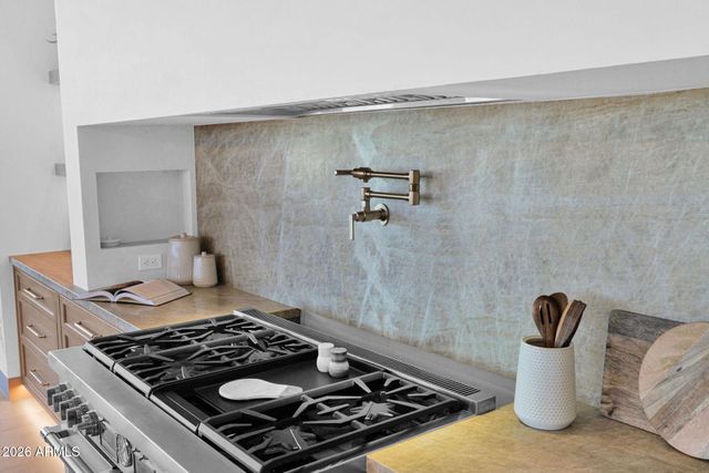 12926 E CORRINE Drive, Scottsdale, AZ 85259