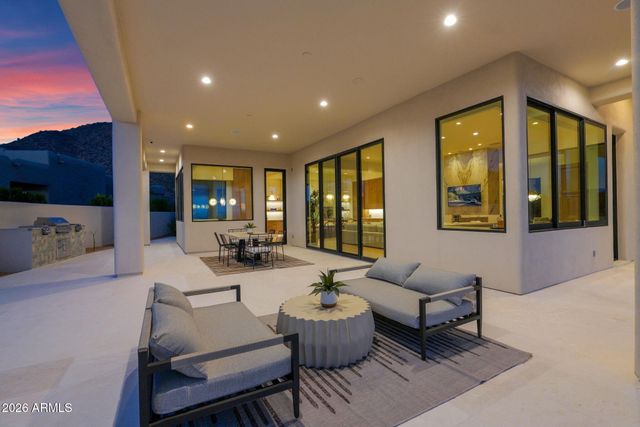 12926 E CORRINE Drive, Scottsdale, AZ 85259