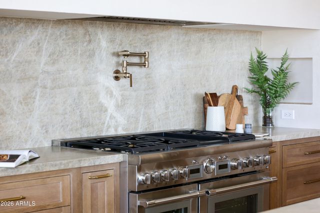 12926 E CORRINE Drive, Scottsdale, AZ 85259