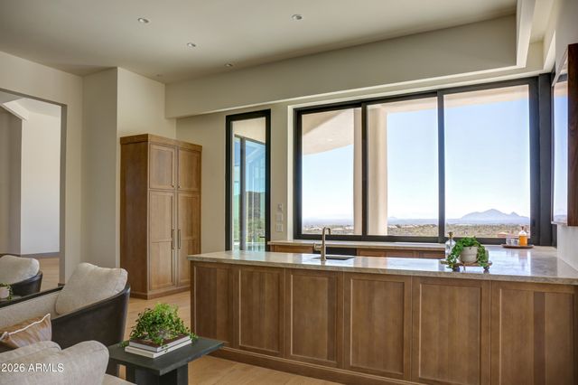 12926 E CORRINE Drive, Scottsdale, AZ 85259