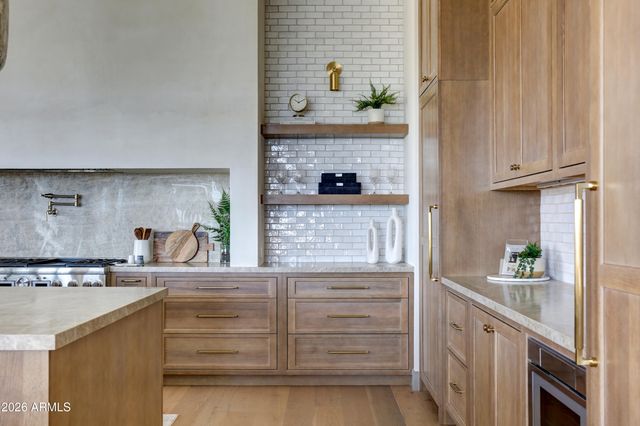 12926 E CORRINE Drive, Scottsdale, AZ 85259