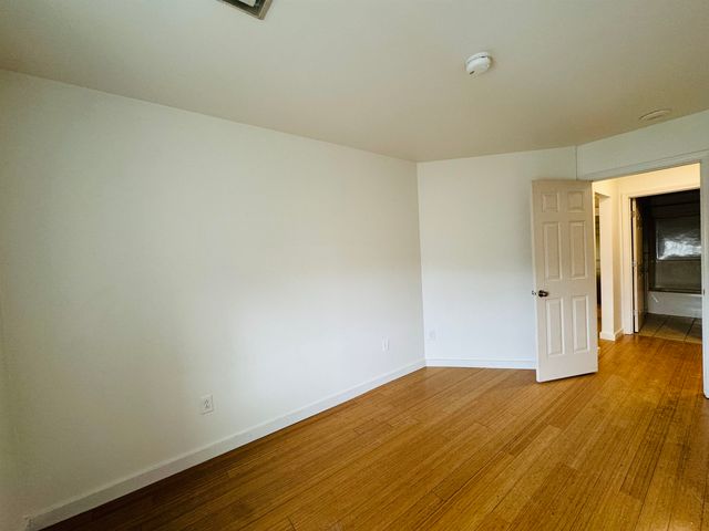 131 Main St Apt 407, Burlington, VT 05401