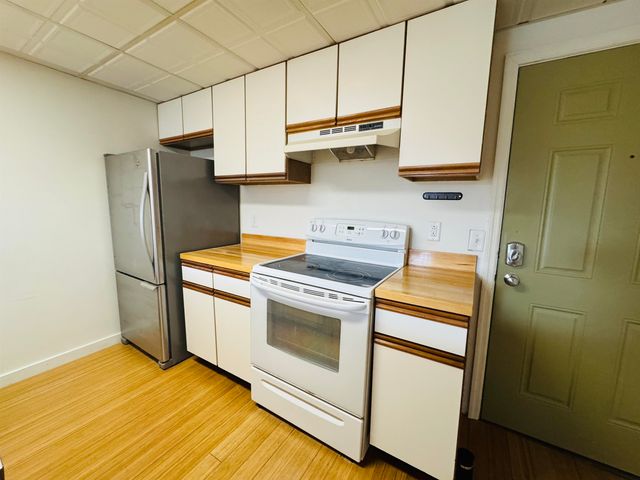 131 Main St Apt 407, Burlington, VT 05401