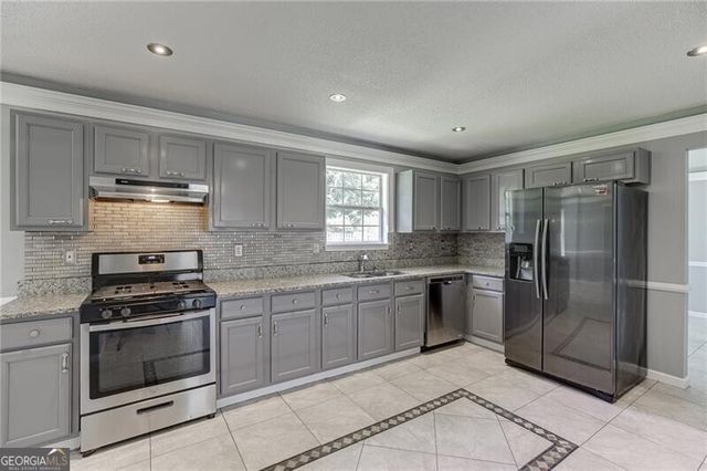 3042 Gala Trail, Snellville, GA 30039