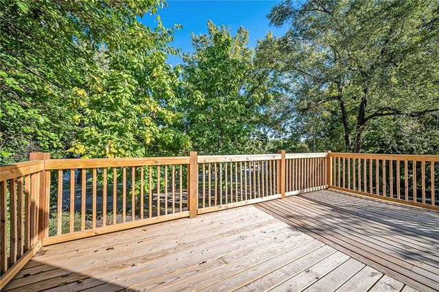 1500 Waverly Avenue, Kansas City, KS 66104