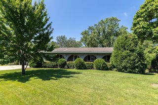 10046 Park Avenue S, Bloomington, MN 55420