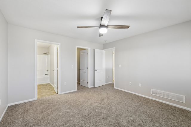 5928 NW 50th Street, Johnston, IA 50131