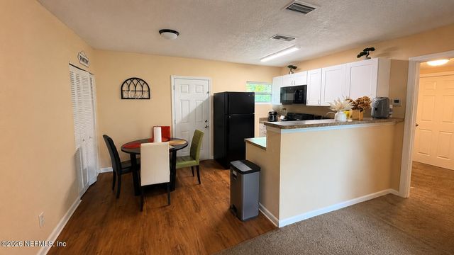 5812 BLACKTHORN Road, Jacksonville, FL 32244