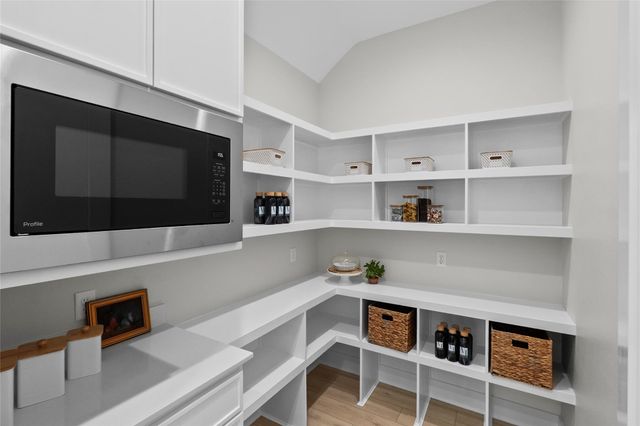 10717 Harvey Ranch Road, College Station, TX 77845