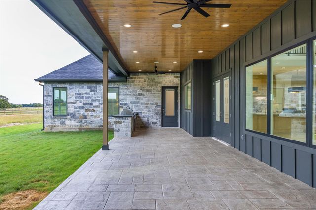 10717 Harvey Ranch Road, College Station, TX 77845