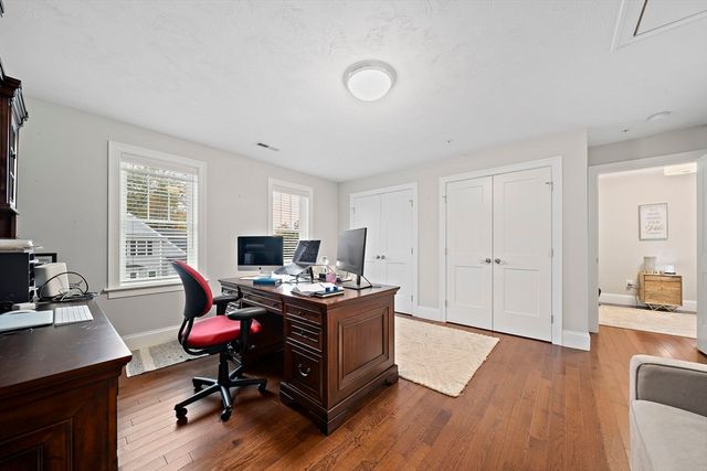 6 Audubon Way, Canton, MA 02021