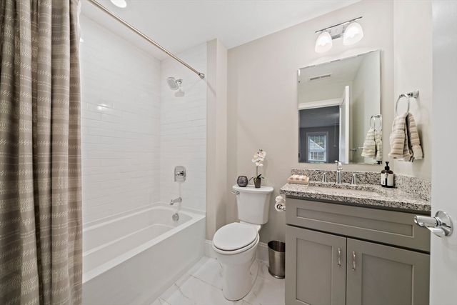 6 Audubon Way, Canton, MA 02021