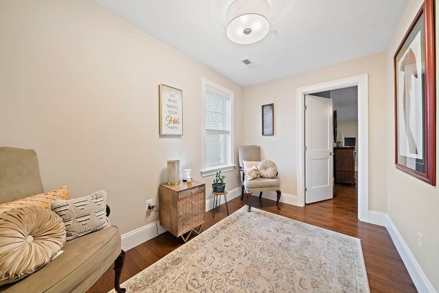 6 Audubon Way, Canton, MA 02021