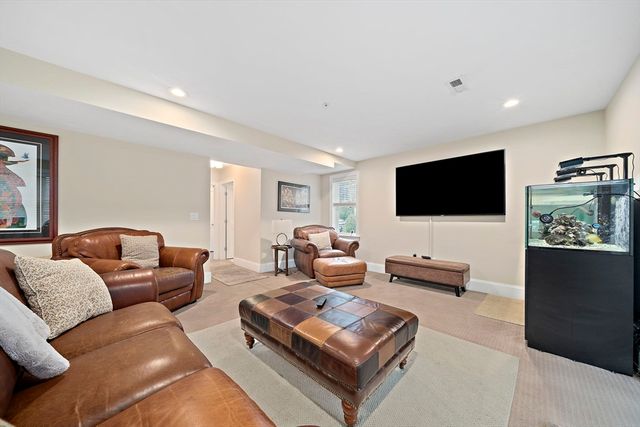 6 Audubon Way, Canton, MA 02021