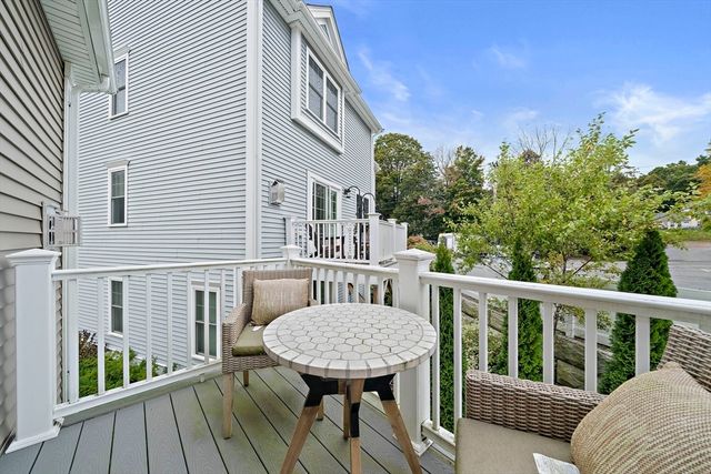 6 Audubon Way, Canton, MA 02021