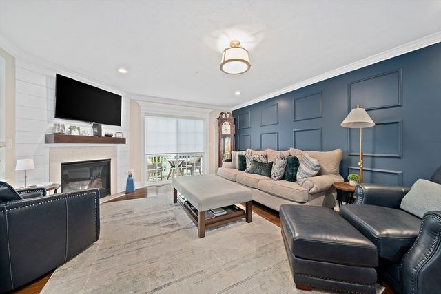 6 Audubon Way, Canton, MA 02021