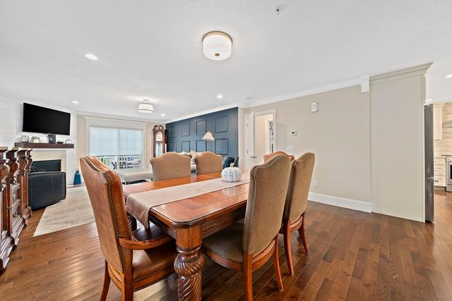 6 Audubon Way, Canton, MA 02021