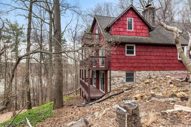 56 Cliff Road, West Milford Twp., NJ 07480