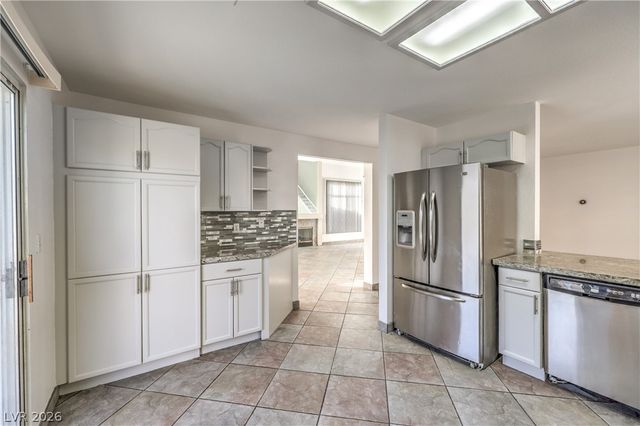 1925 Curio Drive, North Las Vegas, NV 89031