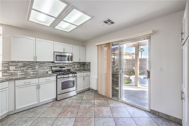 1925 Curio Drive, North Las Vegas, NV 89031