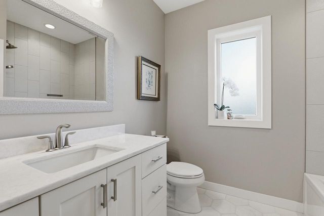 1919 Vincent DRIVE, Sheboygan, WI 53081
