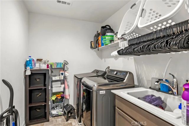 774 Green Ct, Perris, CA 92571