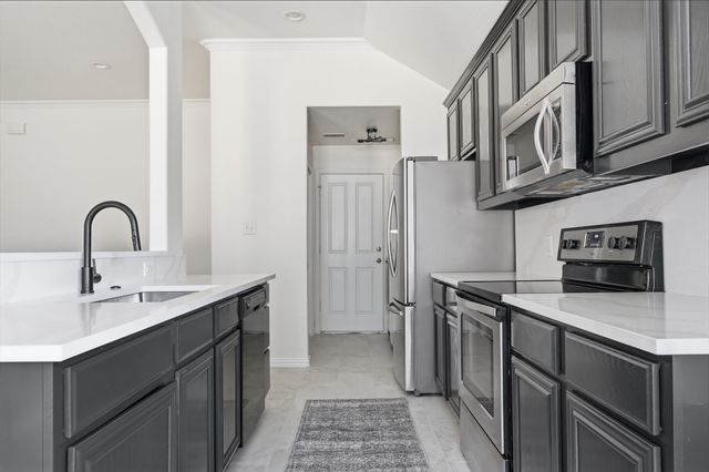 780 Countryside Drive, Aubrey, TX 76227
