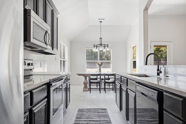 780 Countryside Drive, Aubrey, TX 76227