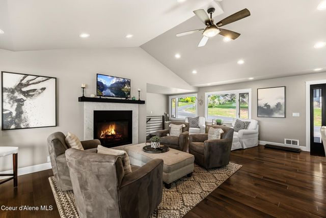 620 Lookout BLVD, Hope, ID 83836