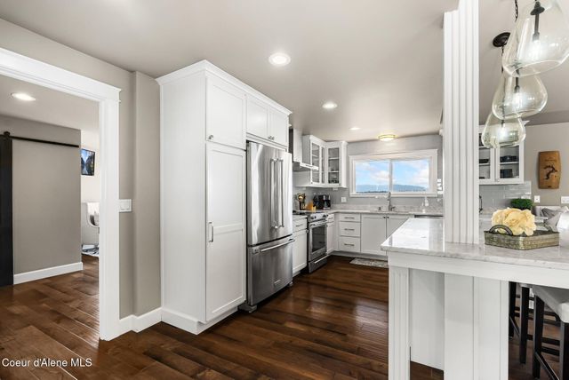 620 Lookout BLVD, Hope, ID 83836