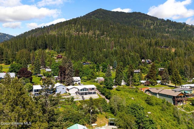 620 Lookout BLVD, Hope, ID 83836