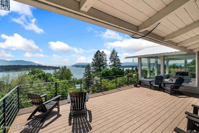 620 Lookout BLVD, Hope, ID 83836