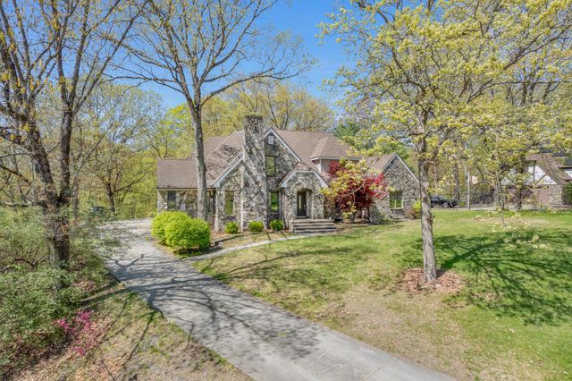 60 Innsbruck Boulevard, Hopewell Junction, NY 12533
