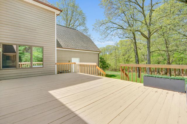 60 Innsbruck Boulevard, Hopewell Junction, NY 12533