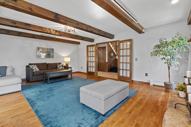 60 Innsbruck Boulevard, Hopewell Junction, NY 12533