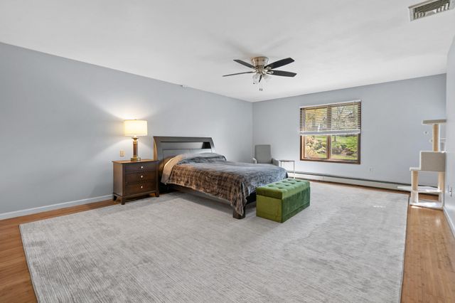 60 Innsbruck Boulevard, Hopewell Junction, NY 12533