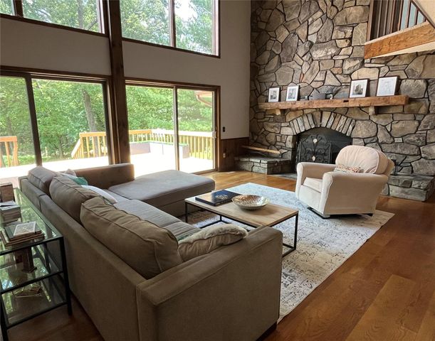 60 Innsbruck Boulevard, Hopewell Junction, NY 12533