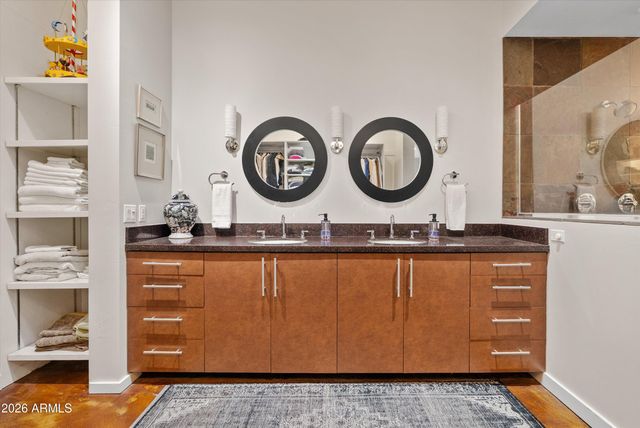 2933 E PIERSON Street, Phoenix, AZ 85016