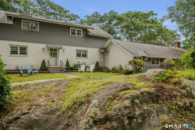 15 Sunset Terrace 9, Essex, CT 06426